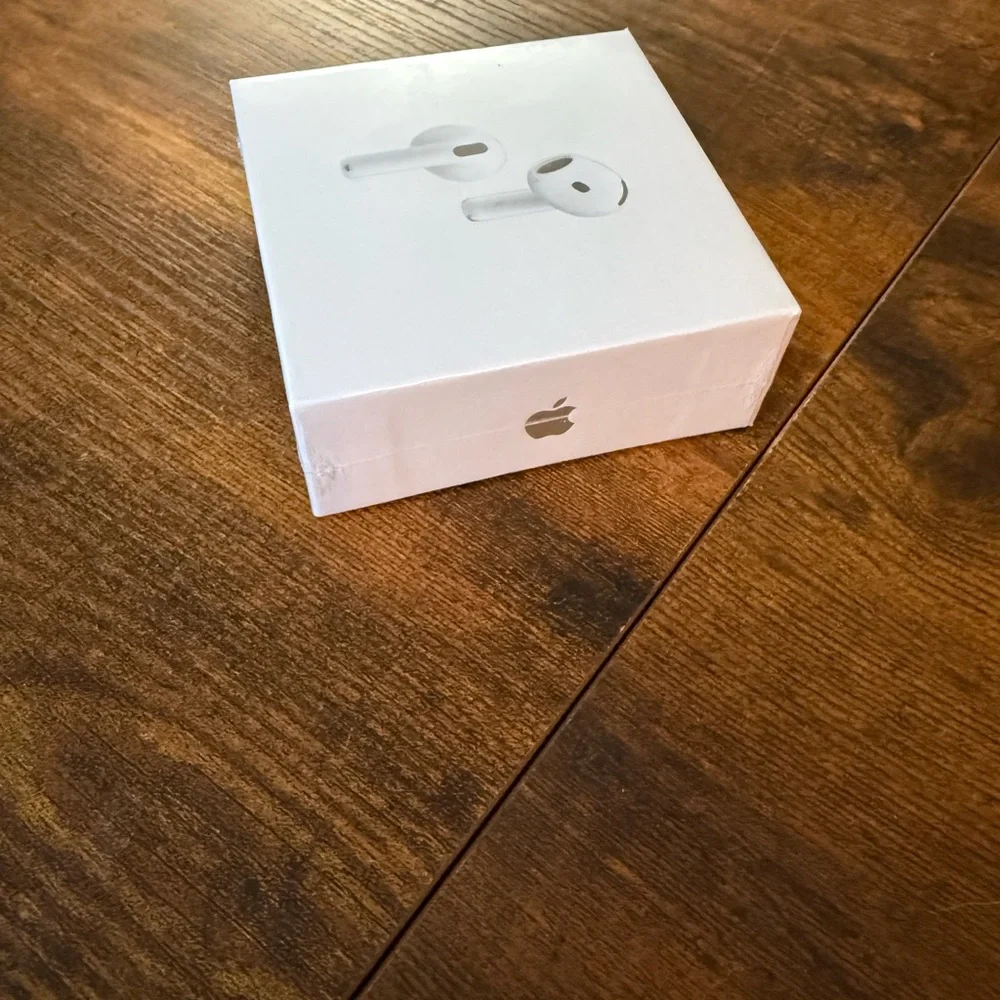 Apple AirPods - Sleek White